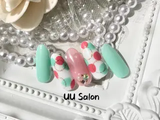 ネイル UU Salon所属・UU ゆきのネイルデザイン