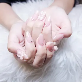 ネイル 🌈Yun nail hyejin💋のネイルデザイン