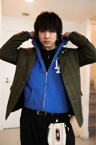 ショート ヘアアレンジ メンズ 🦠デザインカラー/ 魚瀬あおい🦠のヘアスタイル