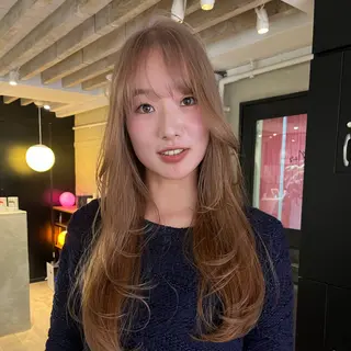 ロング 💫艶カラー特化／ ベージュ💫ユウゴのヘアスタイル