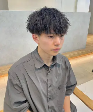 パーマ メンズ 新宿【メンズパーマ】 塩澤太一のヘアスタイル
