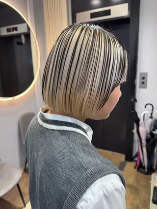 ショート カラー dao/ミルクティー /ブラウン/ブロンドのヘアスタイル