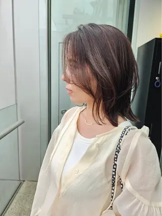 ミディアム 【銀座】艶髪/上品な カラー特化/涼/駅近のヘアスタイル