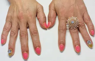 ネイル Mule Beauty Salon所属・ミュール ビューティーサロンのネイルデザイン