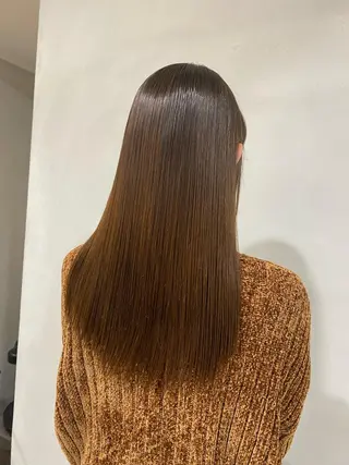 ロング et Douce所属・艶髪／髪質改善／ カワモトヒロトのヘアスタイル