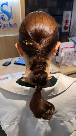 セミロング カラー/アイリスト 麻優のヘアスタイル