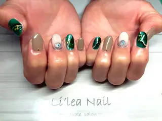 ネイル Li'leaNail AINAのネイルデザイン