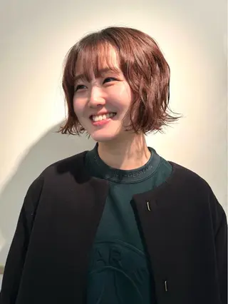 ショート パーマ デジタルパーマ/ コテ巻き風パーマのヘアスタイル