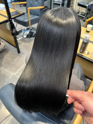 ミディアム カラー パーマ ヘアアレンジ ヘアケア特化型サロン newi 京橋のヘアスタイル