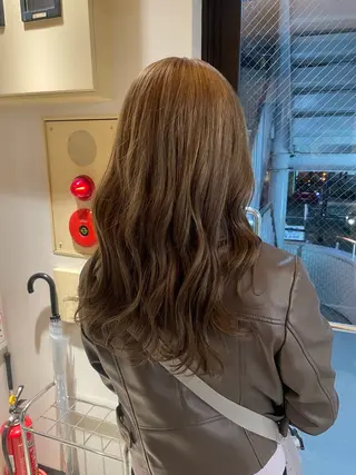 ロング acoron.池袋所属・モデル様募集中/ 赤髪人気/Renaのヘアスタイル