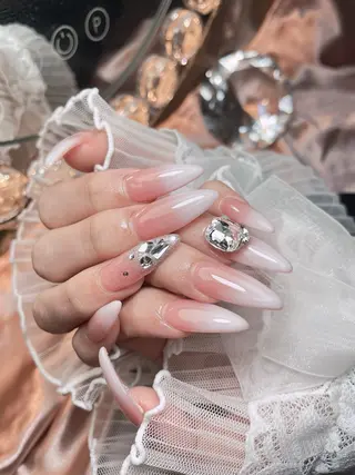 ネイル 23時まで❤︎韓国、 ワンホンネイルのネイルデザイン