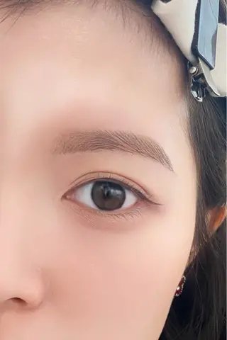 アイブロウ frill by plan所属・四条烏丸/frill 🩶akaneのマツエク・マツパデザイン