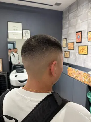 メンズ Frank's  barber LIBERALD所属・トミヤマ シュウトのヘアスタイル