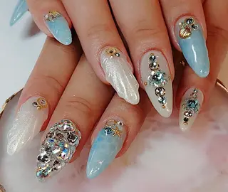 ネイル 🦋AYNIL🦋 ナチュラル専門店♥️のネイルデザイン