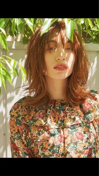 カラー ✨艶ブリーチカラー ✨四ノ宮裕己のヘアスタイル