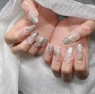 ネイル Lee Nailsのネイルデザイン