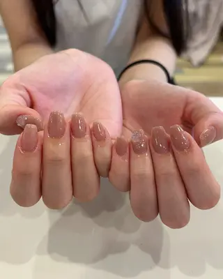 ネイル 岡崎 佑香のネイルデザイン