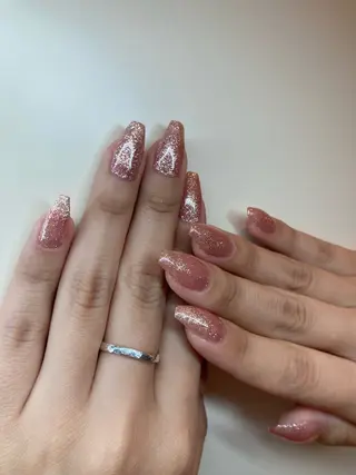 ネイル remplir所属・RANUN さおりのネイルデザイン