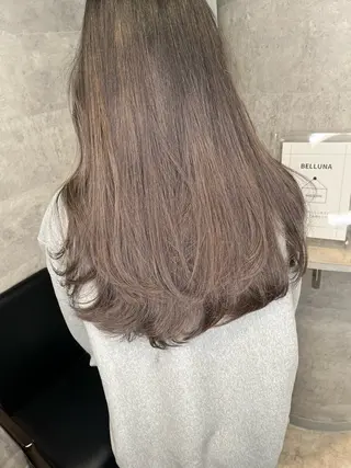 セミロング ダブルカラー 新宿のヘアスタイル