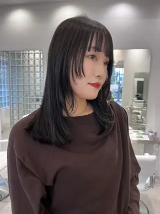 セミロング カラー iLi🫧kim ryongna🦋のヘアスタイル