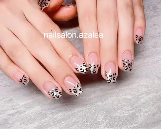 ネイル R inのネイルデザイン