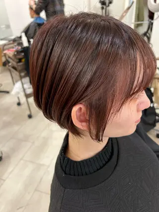 カラー 栗田 優月のヘアスタイル