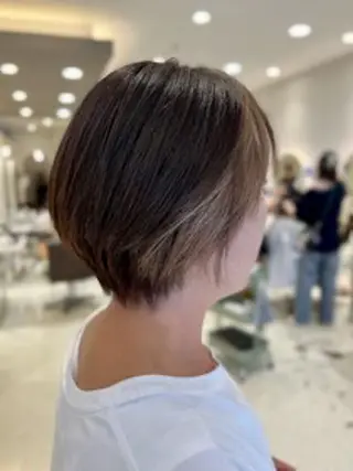 ショート イシカワ ユウタのヘアスタイル