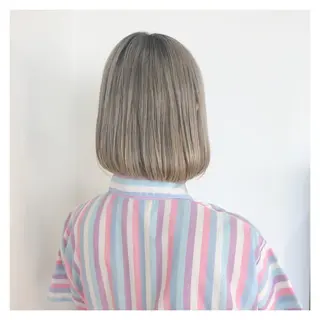 ミディアム eon 八王子所属・癖毛、多毛の方歓迎 三浦 麻衣のヘアスタイル