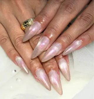 ネイル ✴︎ Delightのネイルデザイン