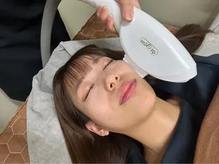 美容サロンAkazukin所属・REVI認定脱毛サ ロンAkazukinのエステ・リラクイメージ