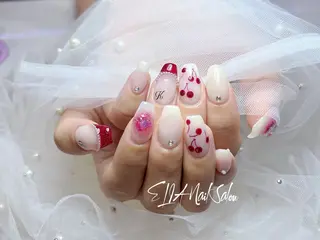 ミディアム cici nailのネイルデザイン
