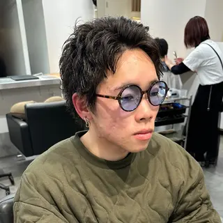 メンズ 縮毛矯正 美容室のヘアスタイル