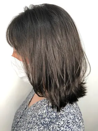 ミディアム モリオフロムロンドン池袋店所属・冨永 さやかのヘアスタイル