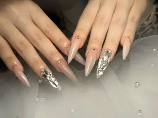 ネイル Lyna 池袋のネイルデザイン