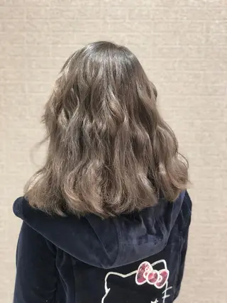 ミディアム カラー アンドウ ユウ/ レイヤーカット/韓国のヘアスタイル