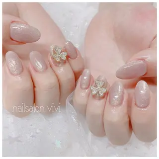 ネイル ＶＩＶＩ nailsalonのネイルデザイン