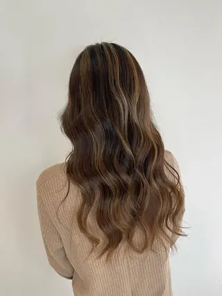ロング カラー &chaLme   心斎橋所属・emi/髪質改善/ 韓国風/艶カラーのヘアスタイル