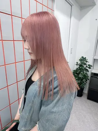 ロング カラー PELE所属・盛れる💖ミルクティ ー💍🎀yuiのヘアスタイル