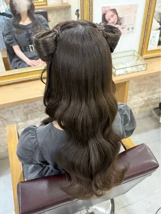 ヘアアレンジ セットサロンCURE 🩵あんみのマツエク・マツパデザイン