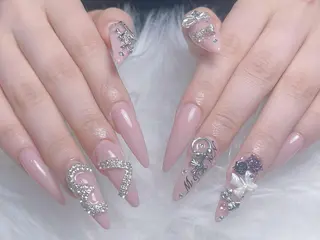 ネイル Yuu🎀 Belle Nailのネイルデザイン