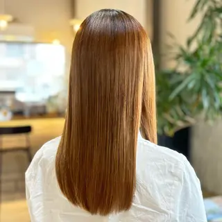 セミロング ANNA🐾 艶カラー/水素カラーのヘアスタイル