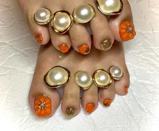 ネイル リンパ／美肌小顔専門サロンLiLi所属・Sakai Airiのネイルデザイン