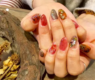 ネイル revia所属・ERI Nailistのネイルデザイン