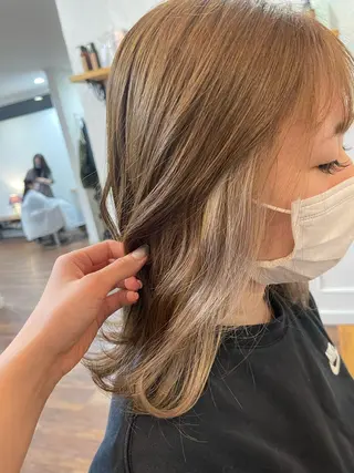 ミディアム 関根 沙季のヘアスタイル