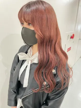 ロング カラー akane .のヘアスタイル