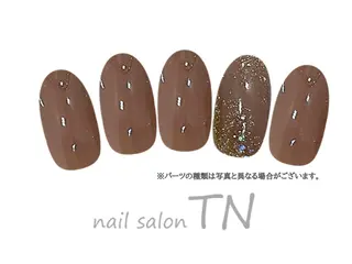 ネイル 矢川 まどかのネイルデザイン