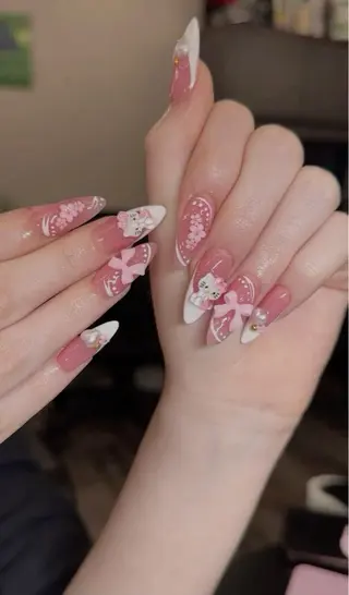 ネイル Ribbonnail staffのネイルデザイン