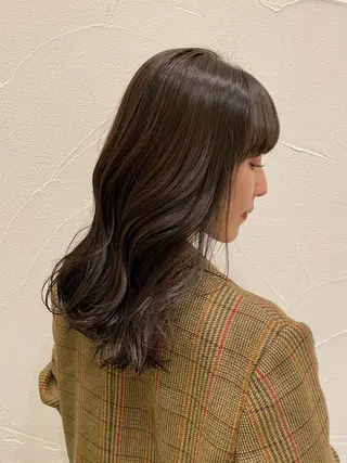 セミロング カラー Ash中目黒店 榊間茜のヘアスタイル