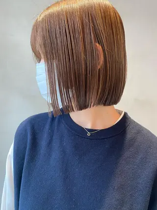 ショート カラー センターパート/ 暖色カラーayuのヘアスタイル