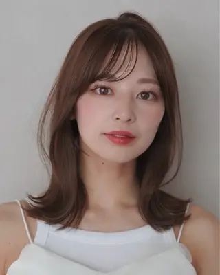 ミディアム カラー レイヤーカット/ くびれヘア佐藤大空のヘアスタイル